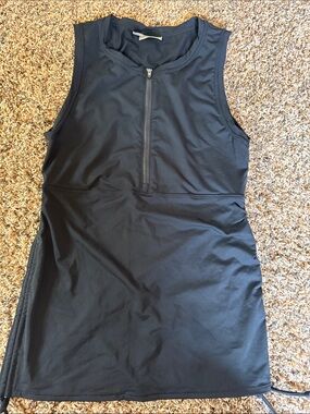 Athleta women’s  Black Zip-Front Swim Rash Guard Tank